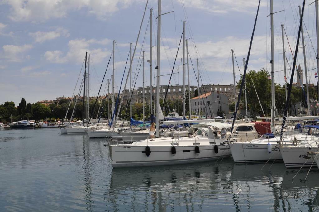 Arena Festival Apartment Pula Bagian luar foto