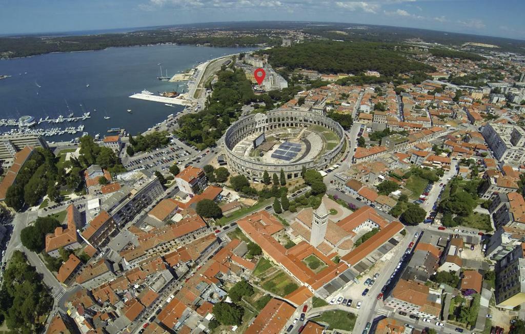 Arena Festival Apartment Pula Bagian luar foto