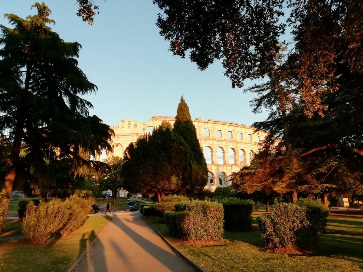 Arena Festival Apartment Pula Bagian luar foto